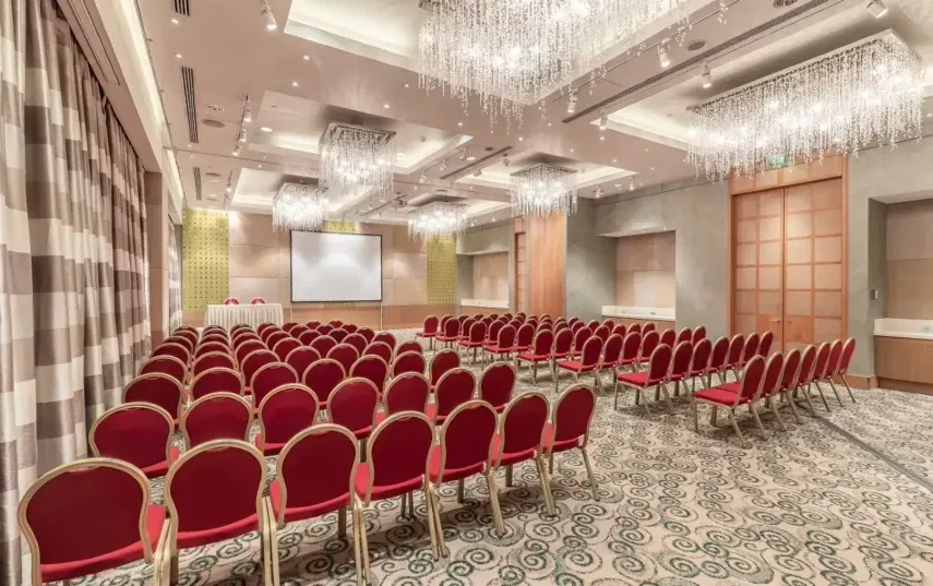 Зал «Zurich» Swissôtel Красные Холмы