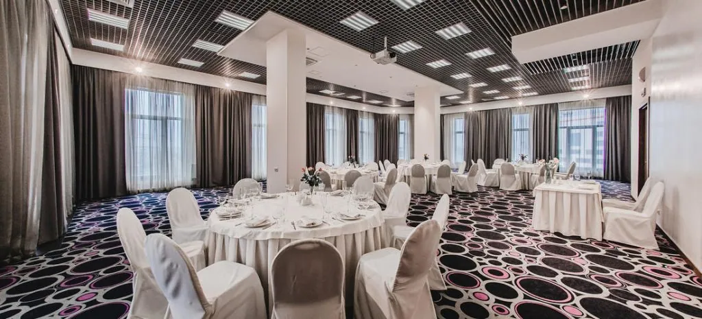 SkyPoint Hotel